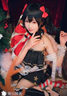 欧美高级感游泳衣_4K高清免费观看
